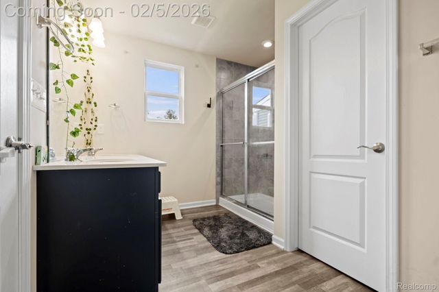 4782 Broomfield Way, Lake Orion Village, MI 48359