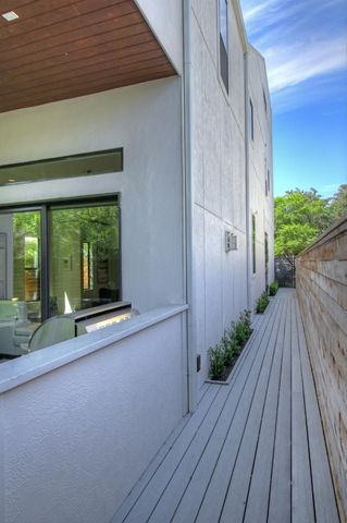 6017 San Felipe Street, Houston, TX 77057