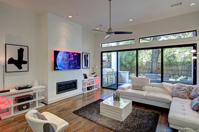 6017 San Felipe Street, Houston, TX 77057