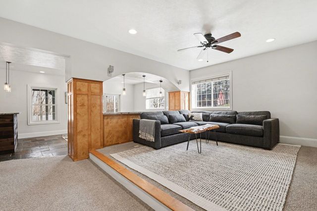 7901 Sandy Hollow Drive Se, Cascade Twp, MI 49302