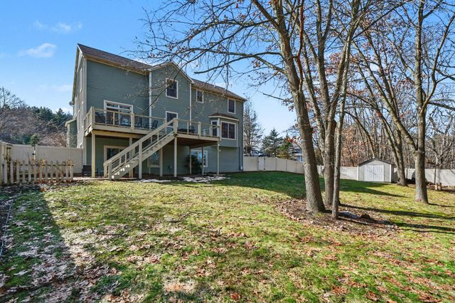 7901 Sandy Hollow Drive Se, Cascade Twp, MI 49302