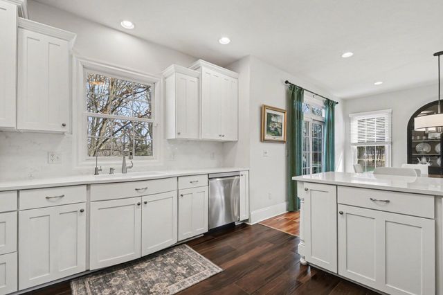 7901 Sandy Hollow Drive Se, Cascade Twp, MI 49302