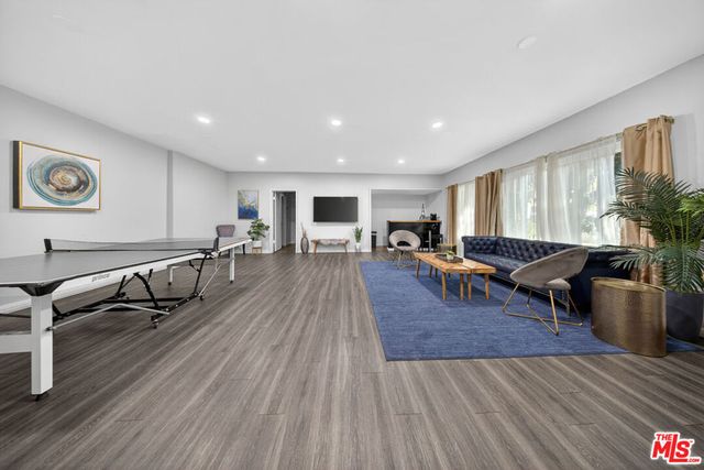 3907 La Crescenta Avenue 203, La Crescenta, CA 91214