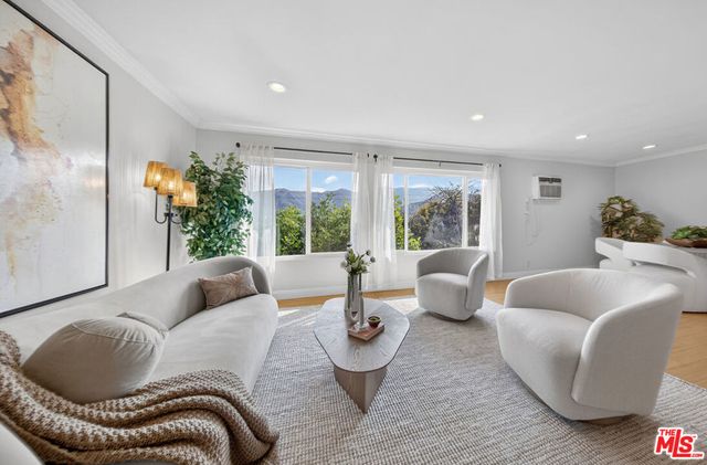 3907 La Crescenta Avenue 203, La Crescenta, CA 91214