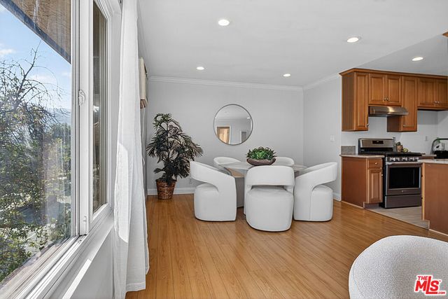 3907 La Crescenta Avenue 203, La Crescenta, CA 91214