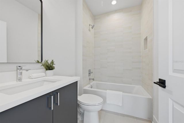 310 W COLUMBUS DRIVE 8, Tampa, FL 33602