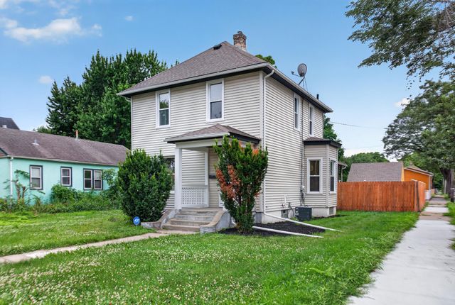 4051 Bryant Avenue N, Minneapolis, MN 55412