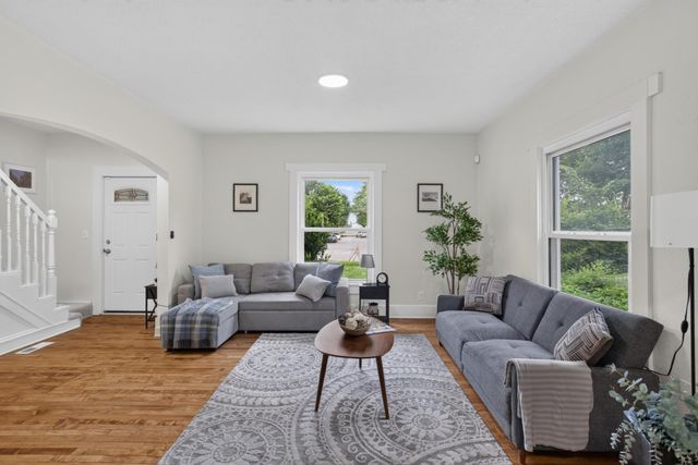 4051 Bryant Avenue N, Minneapolis, MN 55412