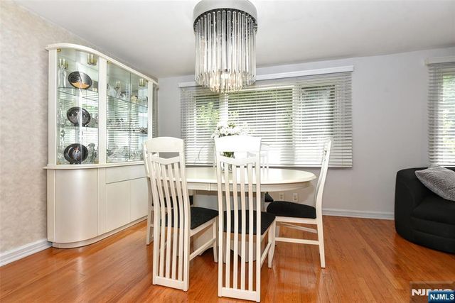 16 Malcolm Street, Waldwick, NJ 07463