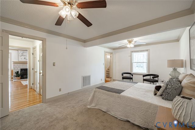 17330 Branders Bridge Rd, Colonial Heights, VA 23834