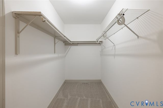 17330 Branders Bridge Rd, Colonial Heights, VA 23834