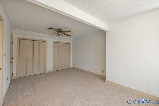 17330 Branders Bridge Rd, Colonial Heights, VA 23834