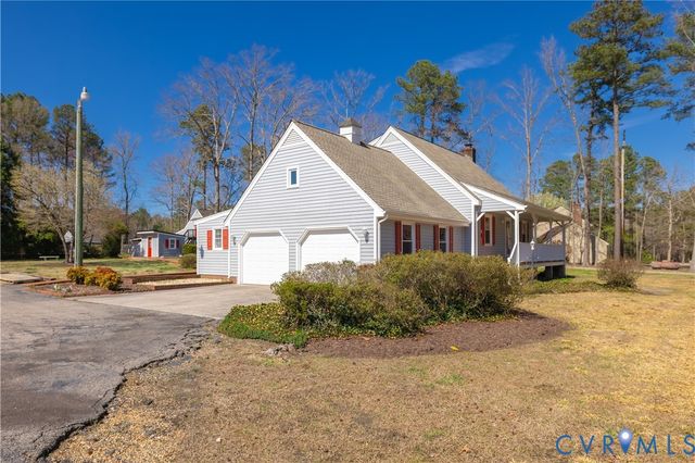 17330 Branders Bridge Rd, Colonial Heights, VA 23834