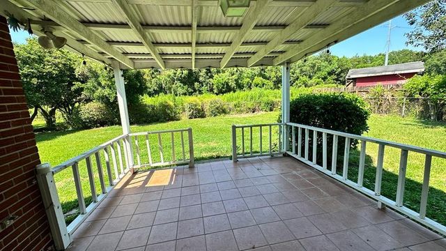 2766 Barksdale Drive N, Mobile, AL 36606