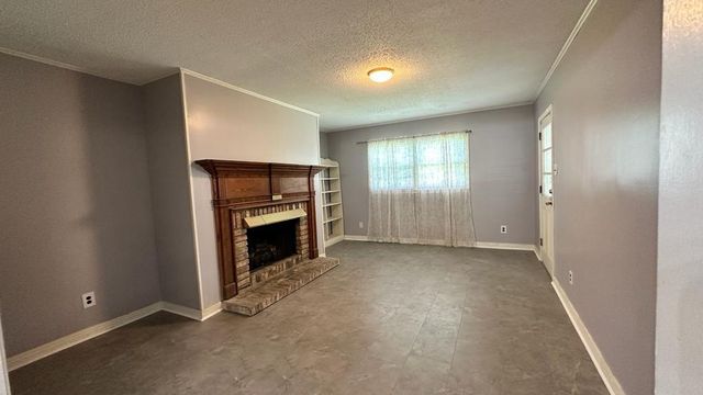2766 Barksdale Drive N, Mobile, AL 36606