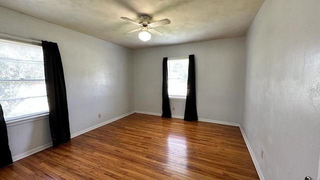 2766 Barksdale Drive N, Mobile, AL 36606