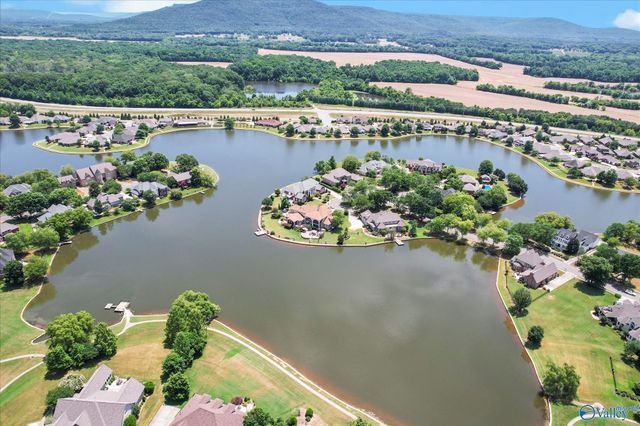 2819 Willowick Trail, Owens Cross Roads, AL 35763