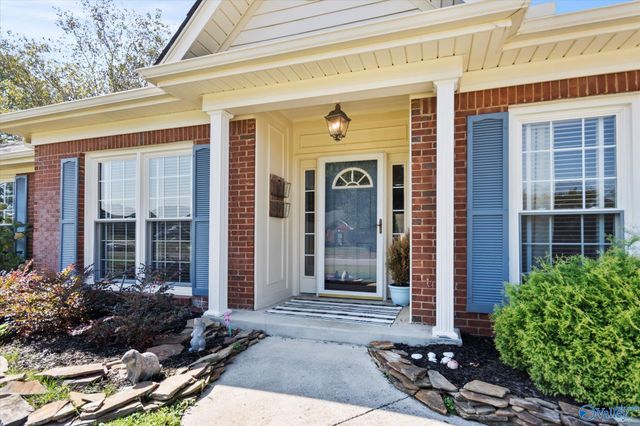 2819 Willowick Trail, Owens Cross Roads, AL 35763