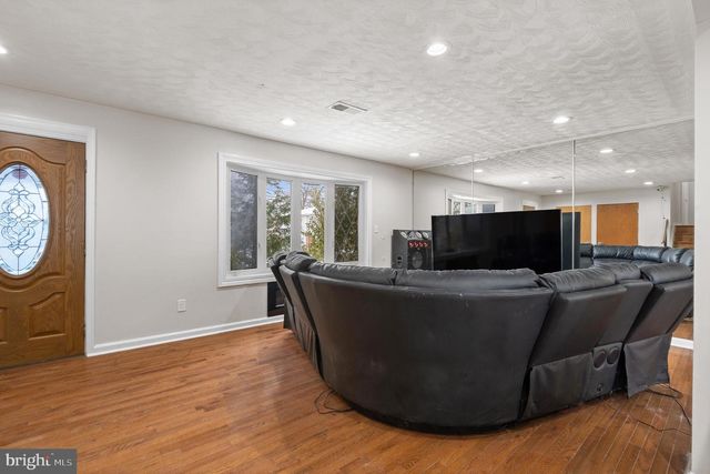 8611 REICHER ST, Landover, MD 20785