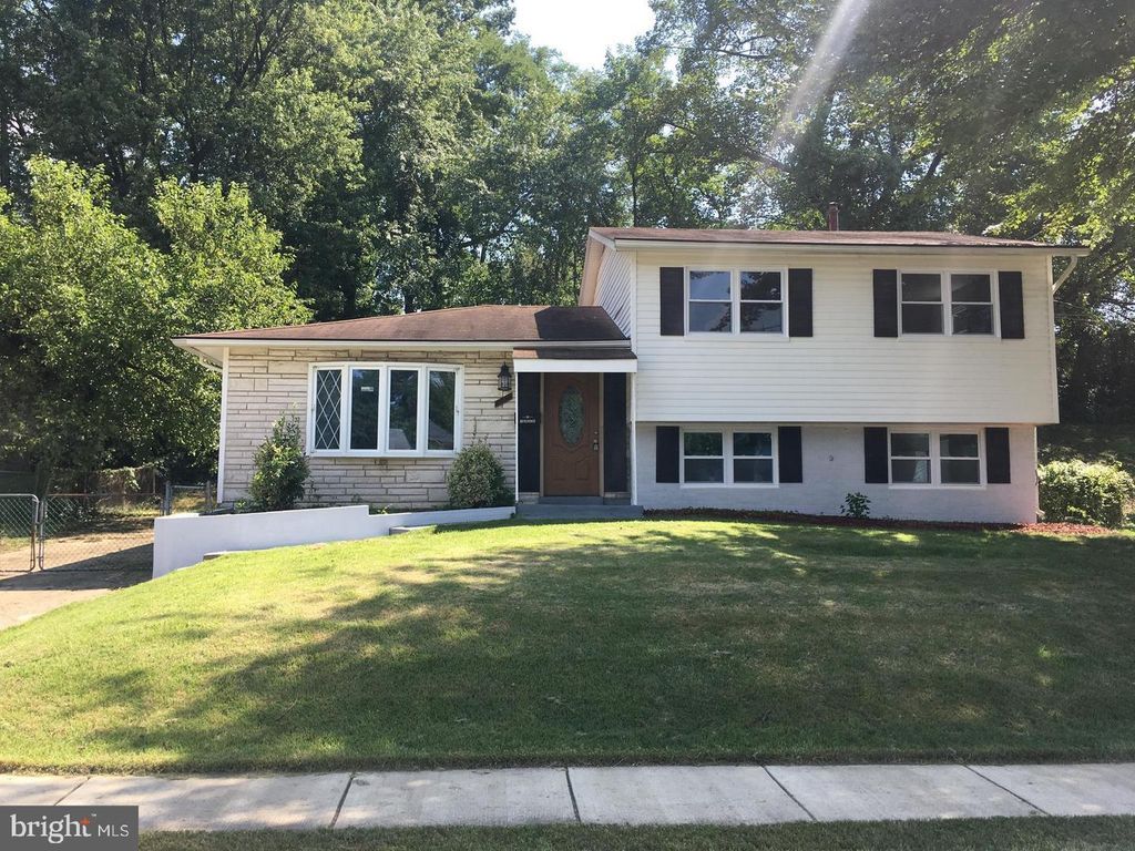 8611 REICHER ST, Landover, MD 20785