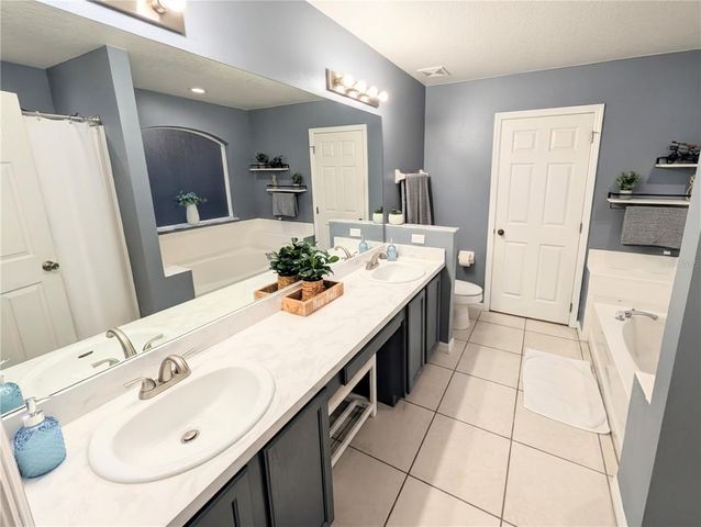 2976 KOKOMO LOOP, Haines City, FL 33844