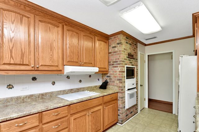 102 Plum Tree, Dothan, AL 36303