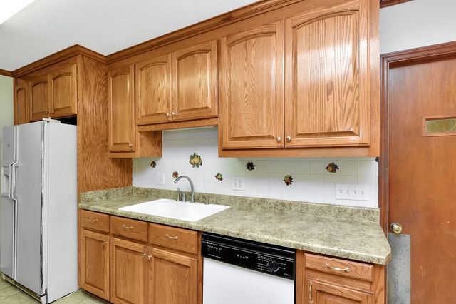 102 Plum Tree, Dothan, AL 36303