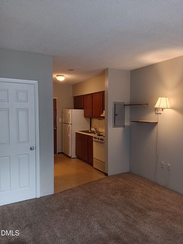 4700 Westgrove Street 101, Raleigh, NC 27606