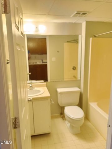 4700 Westgrove Street 101, Raleigh, NC 27606