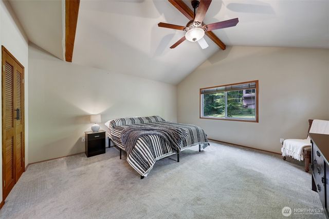 292 NE Lake Drive, Tahuya, WA 98588