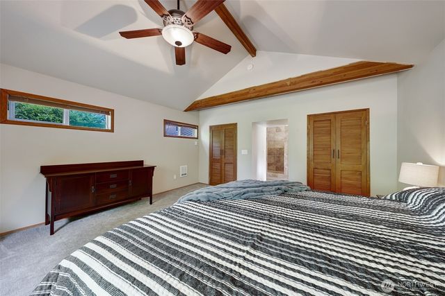 292 NE Lake Drive, Tahuya, WA 98588
