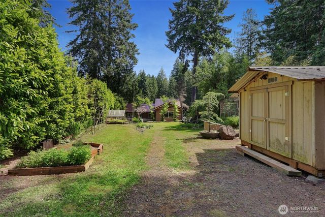 292 NE Lake Drive, Tahuya, WA 98588
