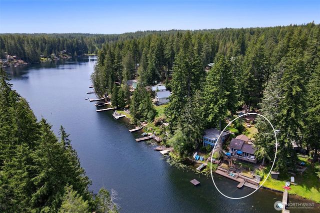 292 NE Lake Drive, Tahuya, WA 98588