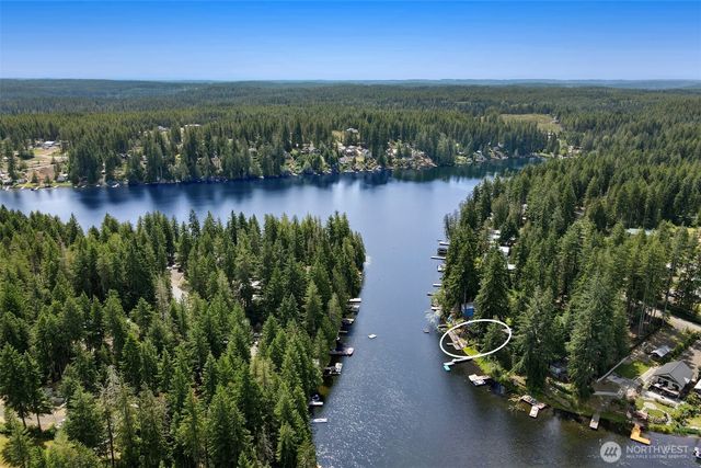 292 NE Lake Drive, Tahuya, WA 98588