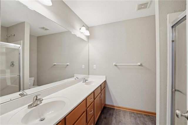 1631 Garrett Drive, Blue Springs, MO 64015