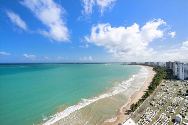 4123 ISLA VERDE AVE, WALDORF TOWER PH-4, Carolina, PR 00979
