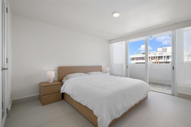 4123 ISLA VERDE AVE, WALDORF TOWER PH-4, Carolina, PR 00979