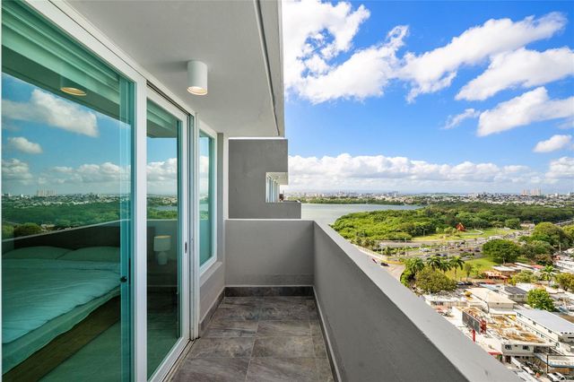 4123 ISLA VERDE AVE, WALDORF TOWER PH-4, Carolina, PR 00979