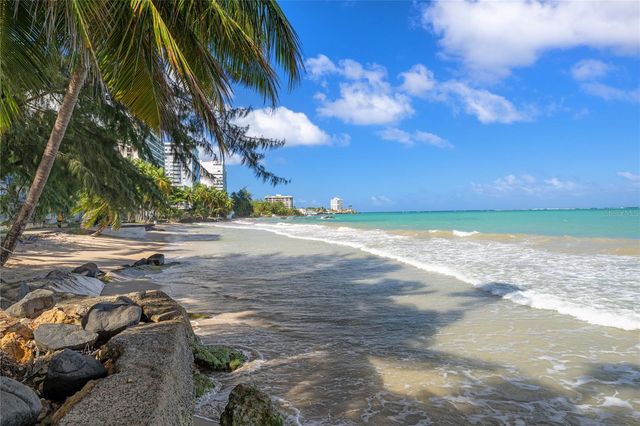 4123 ISLA VERDE AVE, WALDORF TOWER PH-4, Carolina, PR 00979
