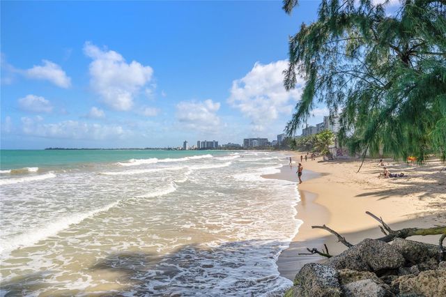 4123 ISLA VERDE AVE, WALDORF TOWER PH-4, Carolina, PR 00979