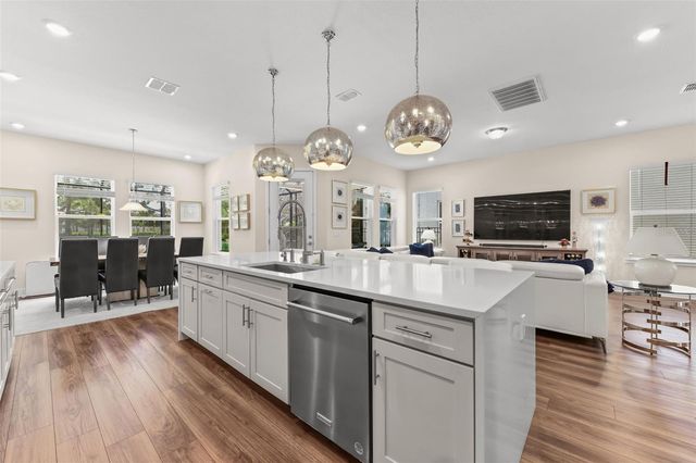 6048 BIMINI TWIST LOOP, Orlando, FL 32819