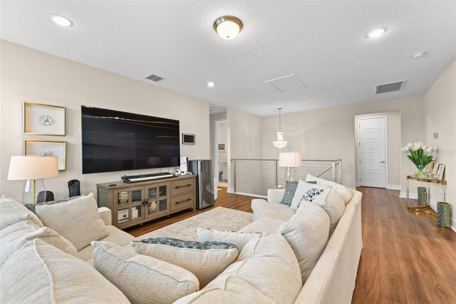 6048 BIMINI TWIST LOOP, Orlando, FL 32819