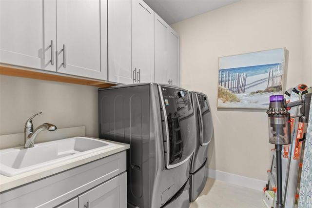 6048 BIMINI TWIST LOOP, Orlando, FL 32819