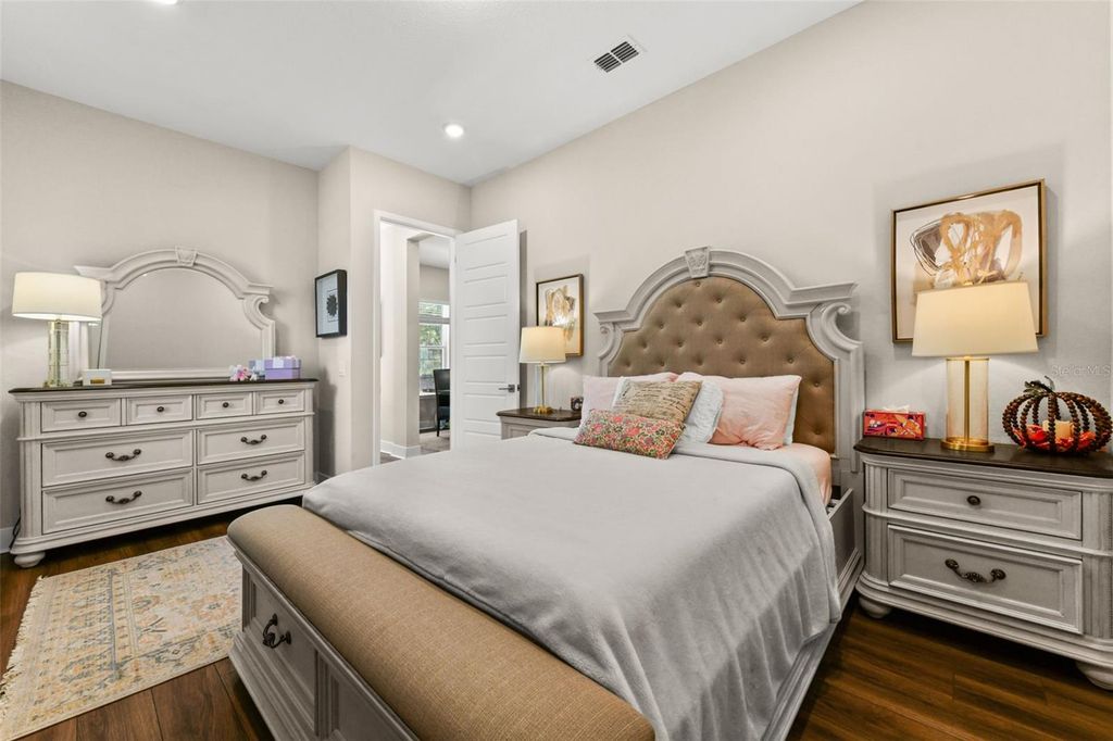 Image 62 of property listing at 6048 BIMINI TWIST LOOP, Orlando, FL 32819