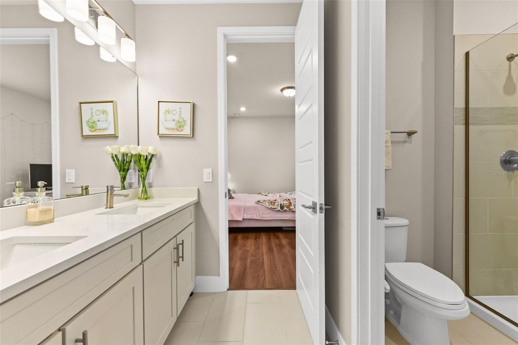 Image 70 of property listing at 6048 BIMINI TWIST LOOP, Orlando, FL 32819