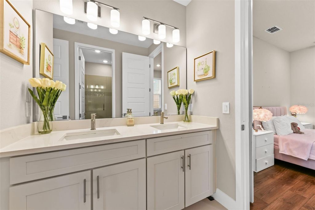 Image 71 of property listing at 6048 BIMINI TWIST LOOP, Orlando, FL 32819