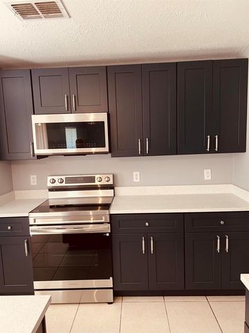 2497 SW Independence Road, Port St. Lucie, FL 34953