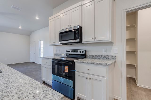 7011 40th Street, Lubbock, TX 79407