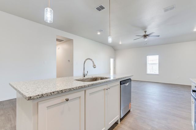 7011 40th Street, Lubbock, TX 79407