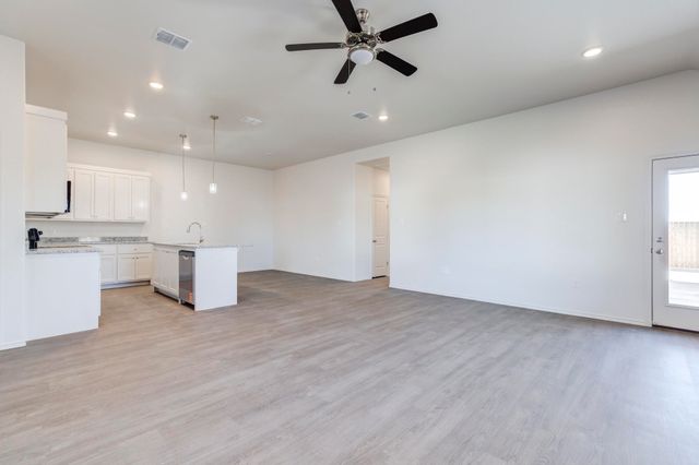 7011 40th Street, Lubbock, TX 79407